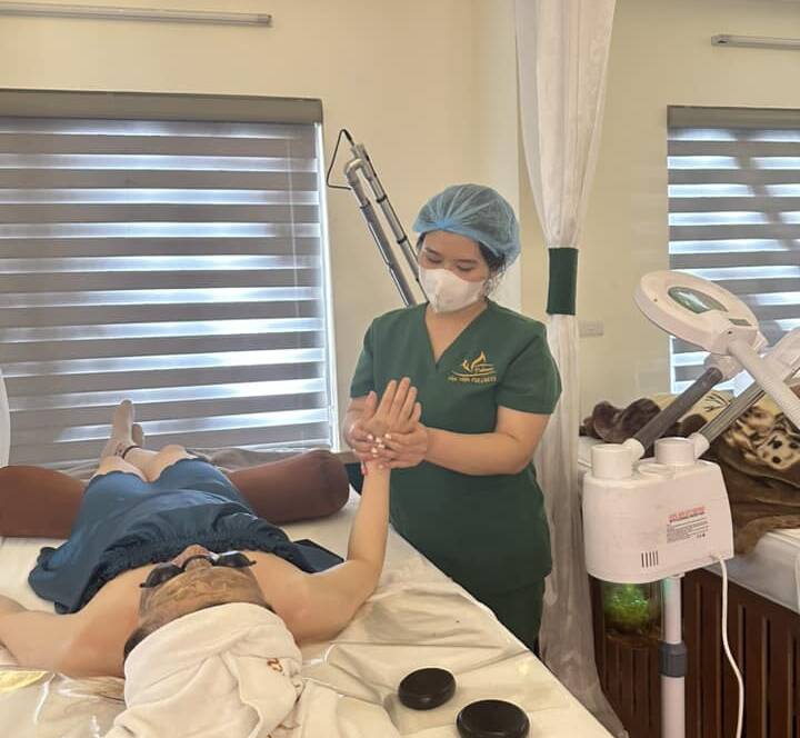 Bị teo da do dùng mỹ phẩm trị nám đâu là nguyên nhân