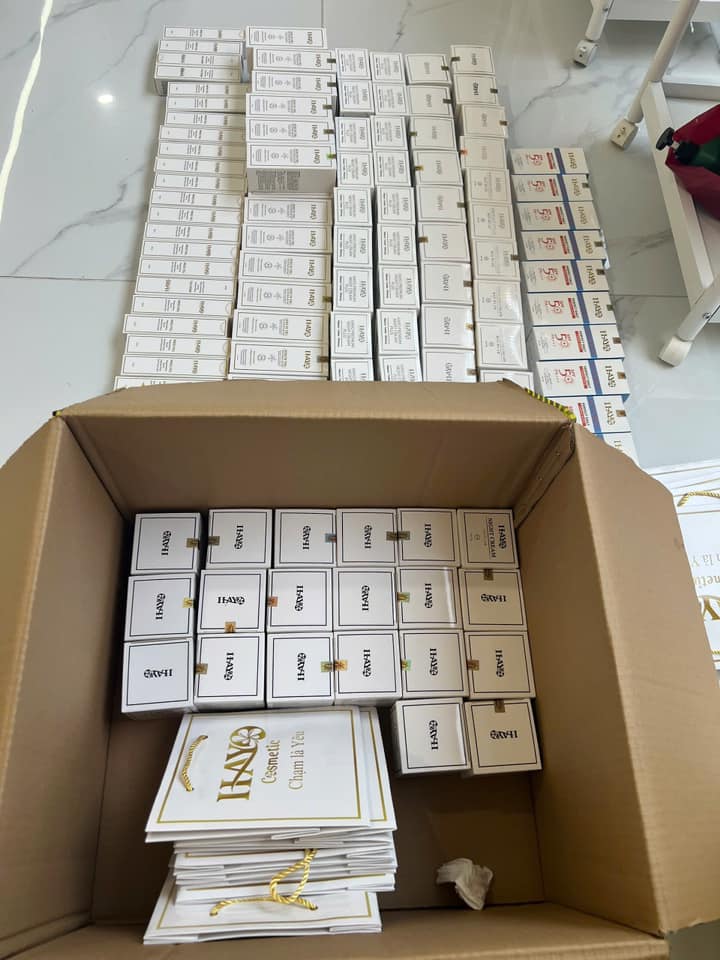 Dùng serum ban đêm khoảng bao lâu thì dùng sang kem dưỡng ?