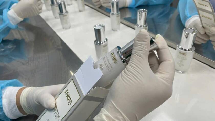 Kem trị mụn thịt đến từ đất nước xinh đẹp Hàn Quốc