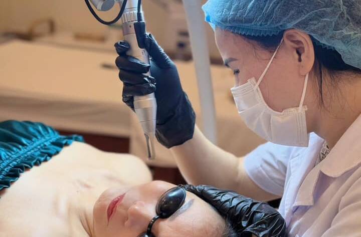 Xử lý mụn thịt không nhân và mụn cóc bằng công nghệ Plasma