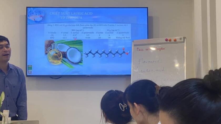 Khóa học làm sáng da