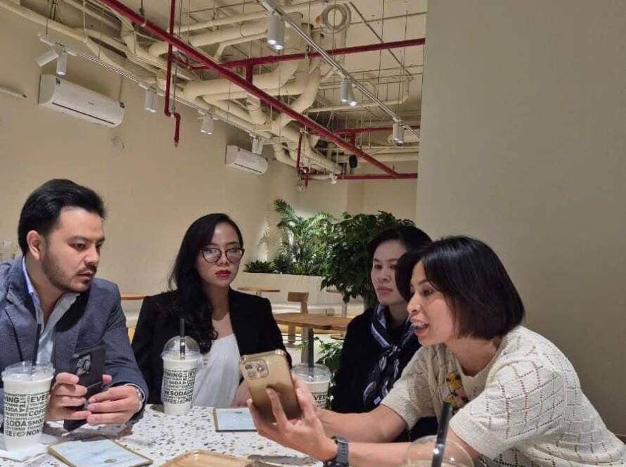 Marketing thu hút khách hàng mới