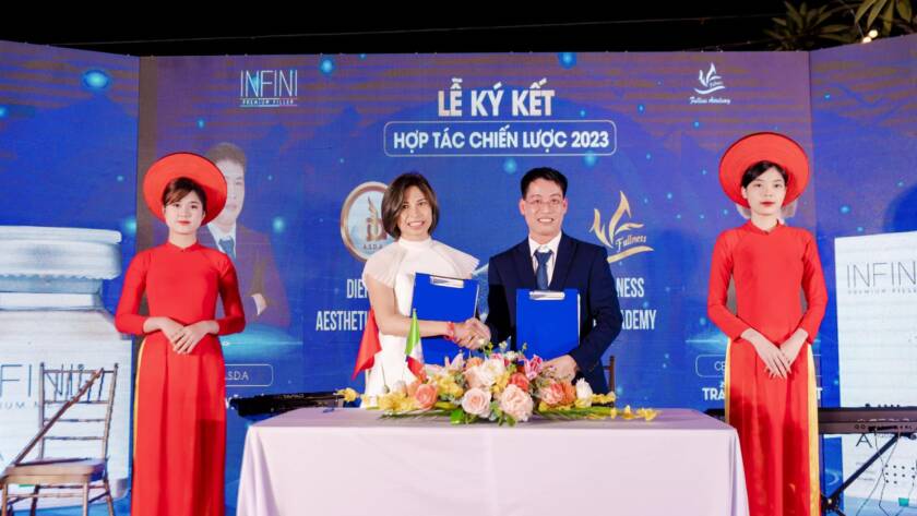 Khóa học về áp dụng Laser CO2 trong điều trị các vấn đề về da liễu