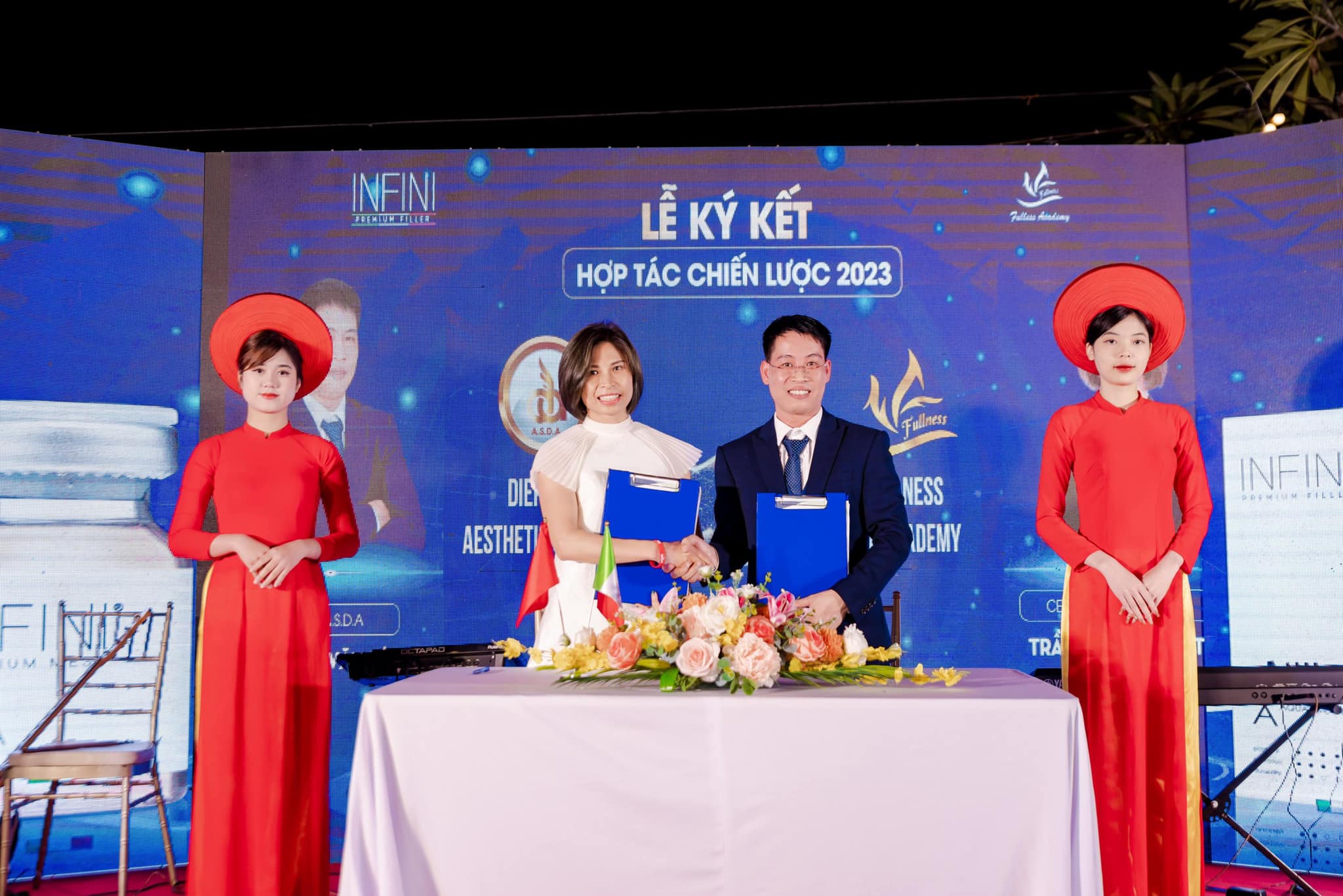 Khóa học về áp dụng Laser CO2 trong điều trị các vấn đề về da liễu