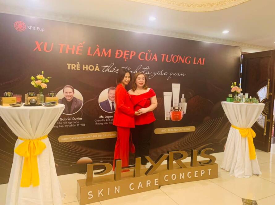 Khóa học về trẻ hóa làn da ? Từ việc hiểu khái niệm đến tận tay thực hành