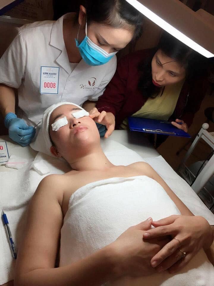 Khóa học về cách xử lý 1 số loại tai biến trong điều trị thẩm mỹ