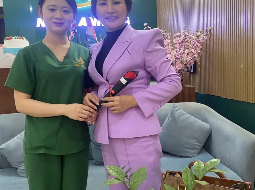 Khóa học tìm hiểu về nọng cằm, cách để làm nọng cằm đẹp tự nhiên