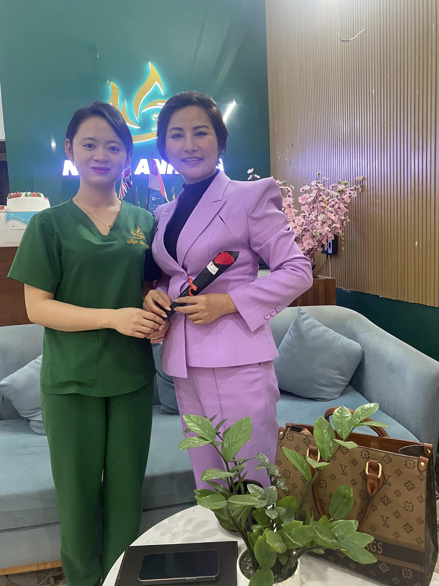 Khóa học tìm hiểu về nọng cằm, cách để làm nọng cằm đẹp tự nhiên