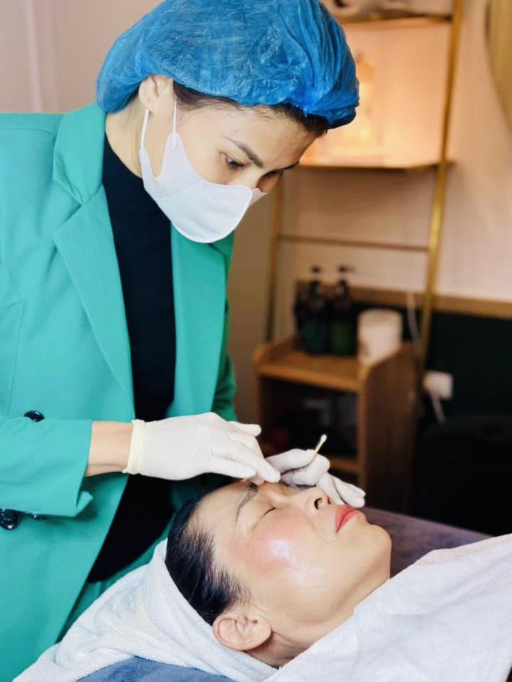 Khóa học tìm hiểu về căn bệnh ung thư ở trên da, làm sao để phát hiện ngay từ khi còn sớm để từ đó điều trị được kịp thời