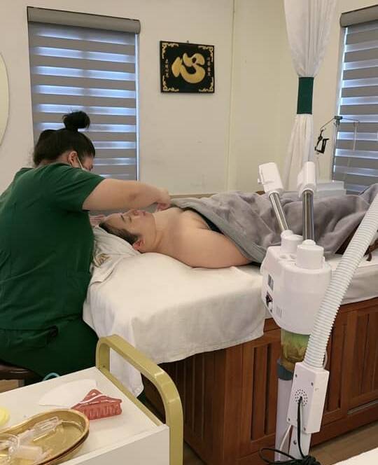 Làm quen và sử dụng thành thạo máy Laser trong ngành Spa