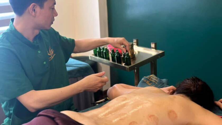Chữa đau đầu, mệt mỏi, đau nhức toàn thân… không cần dùng thuốc
