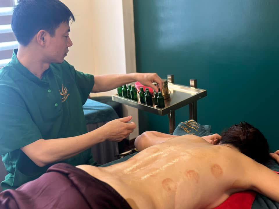 Chữa đau đầu, mệt mỏi, đau nhức toàn thân… không cần dùng thuốc