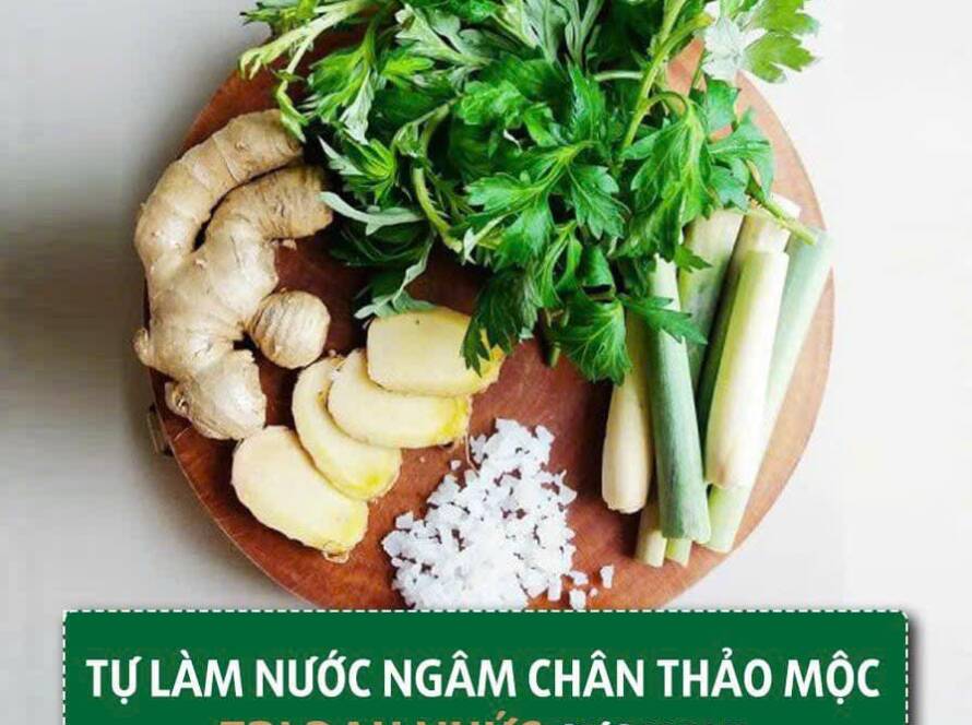 tự làm nước ngâm chân thảo mộc tại nhà