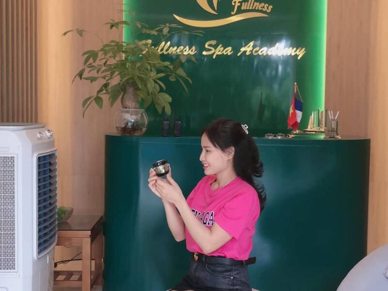 Dấu hiệu nhận biết da đang bị nhiễm Corticoid
