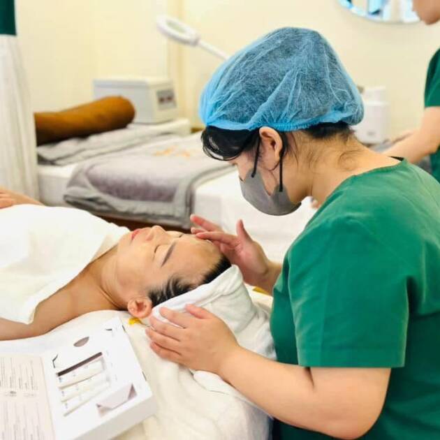 Chăm sóc da mụn