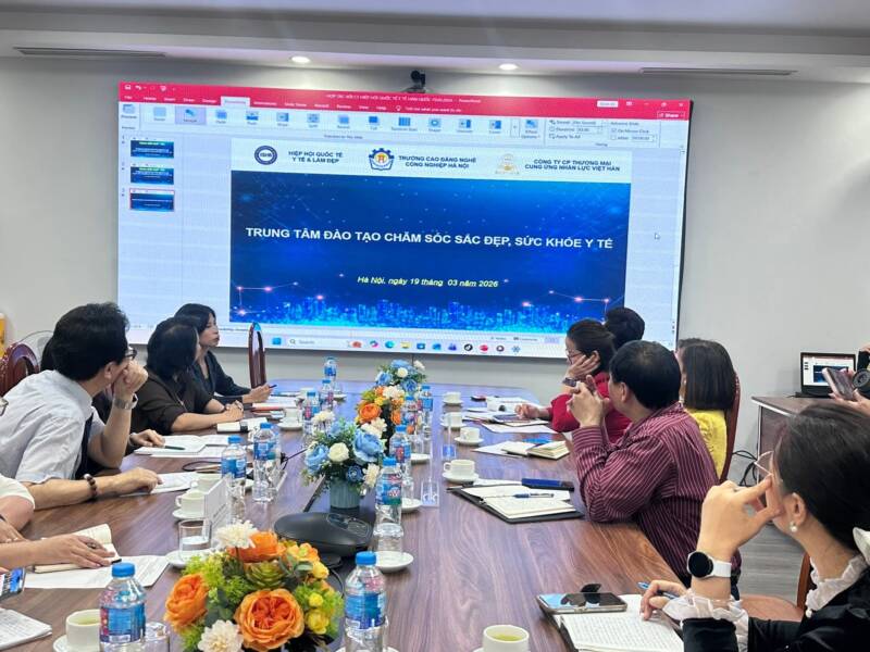 Nhau thai cừu là gì và vì sao nó lại cần thiết cho da của bạn