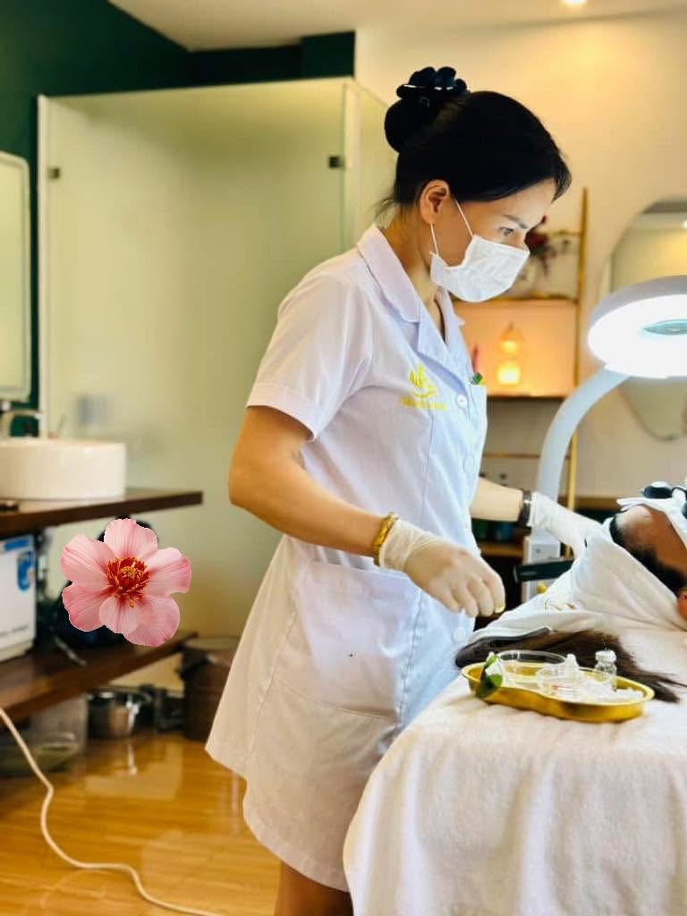 7 sai lầm khi tẩy trang khiến da không sạch mà còn dễ lên mụn và kích ứng hơn