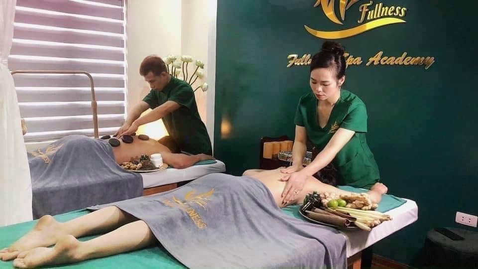 Nguyên nhân gây đau mỏi vai gáy đến từ đâu ? Tại sao lại hay gặp ở những người làm công sở